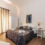 Giulio Cesare 14, 3*