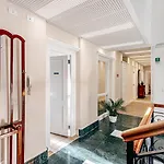 Giulio Cesare 14, 3*