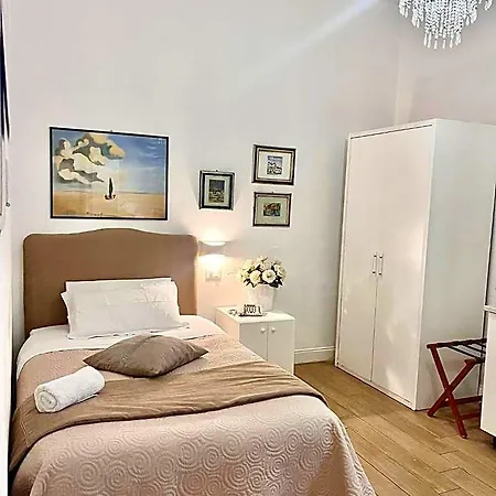 Giulio Cesare 14, Hotel