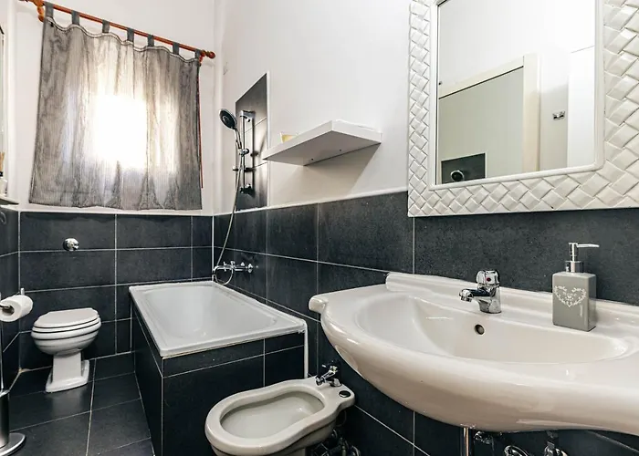 Giulio Cesare 14, 3* 팔레르모