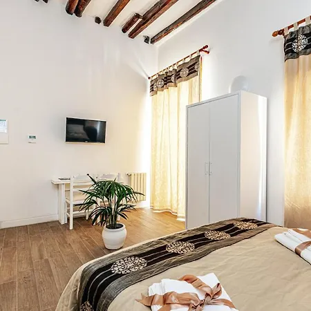 Hotel Giulio Cesare 14, Palermo